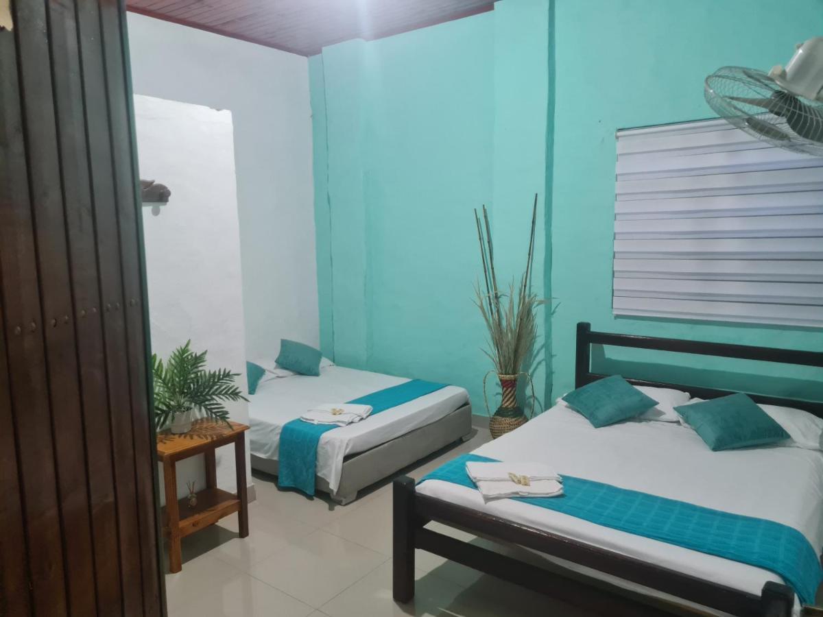Utica Hotel Alcazar Real מראה חיצוני תמונה